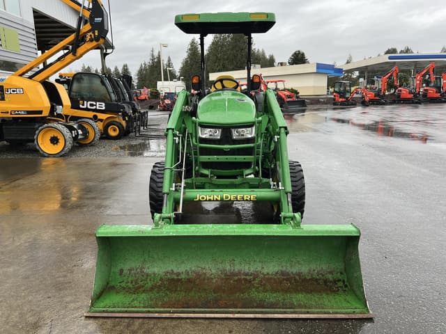 Image of John Deere 4044R equipment image 2