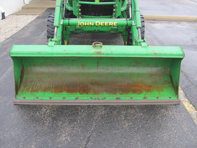 Image of John Deere 4052M equipment image 3