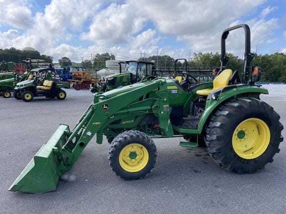 Main image John Deere 4052R