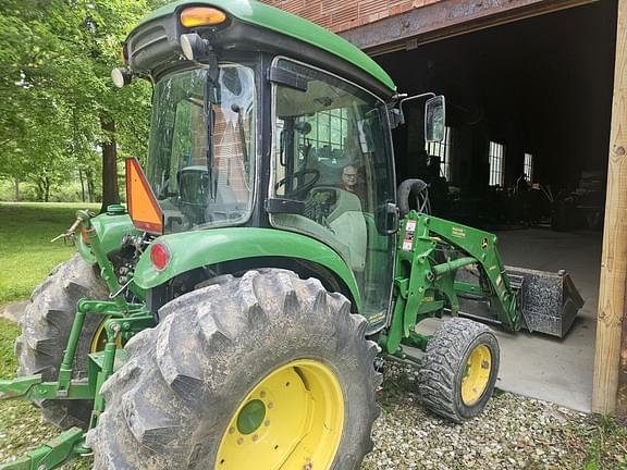 Image of John Deere 4052R equipment image 2