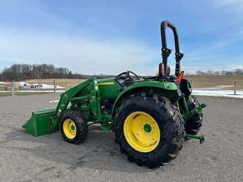 Image of John Deere 4052R equipment image 1