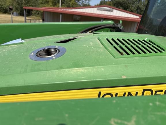 Image of John Deere 4052R equipment image 4