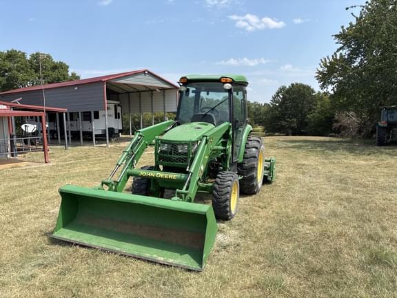 Image of John Deere 4052R equipment image 3