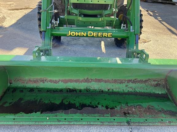 Image of John Deere 4052R equipment image 1