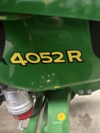Image of John Deere 4052R equipment image 2