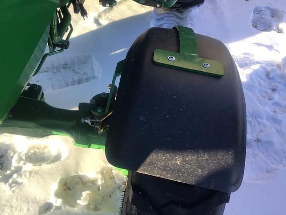 Thumbnail image John Deere 4052R 14