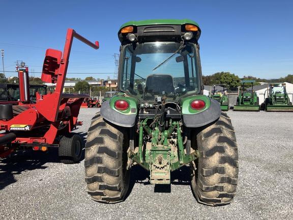 Image of John Deere 4066R equipment image 3