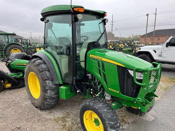 2016 John Deere 4066R Equipment Image0