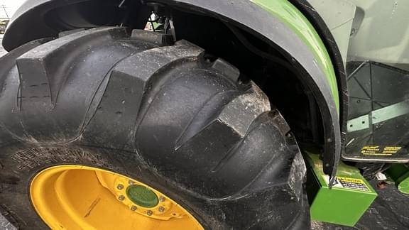 Image of John Deere 4066R equipment image 4