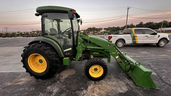 Image of John Deere 4066R equipment image 1