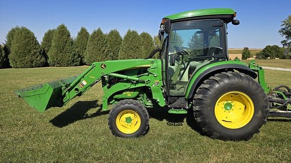 Image of John Deere 4066R Primary image