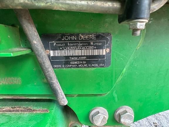 Image of John Deere 4066R equipment image 3