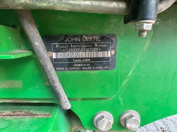2016 John Deere 4066R Equipment Image0