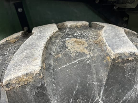 Image of John Deere 4066R equipment image 4