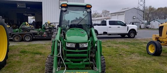 Image of John Deere 4066R equipment image 1