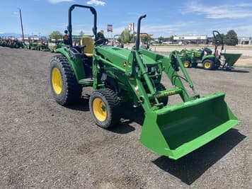 Main image John Deere 4066R