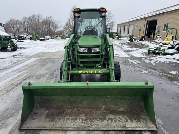 Image of John Deere 4066R equipment image 1