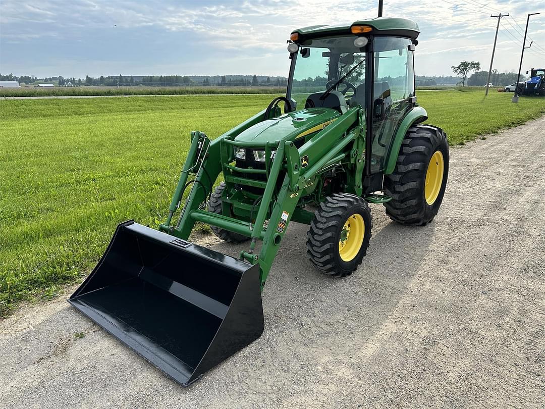 Image of John Deere 4066R Primary image