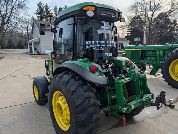 Image of John Deere 4066R equipment image 4
