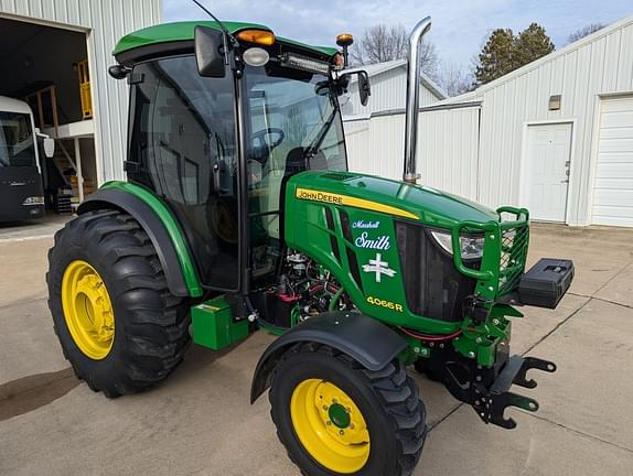 Image of John Deere 4066R equipment image 2