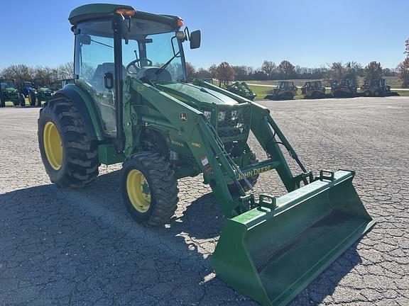 Image of John Deere 4066R equipment image 3