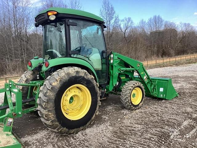 Image of John Deere 4066R equipment image 2