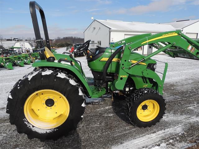 Image of John Deere 4105 equipment image 3