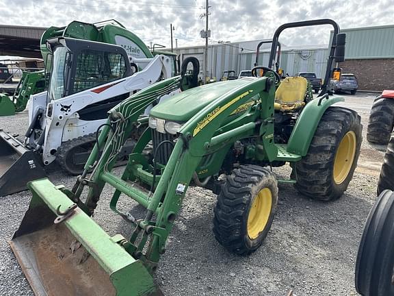 Image of John Deere 4105 equipment image 1