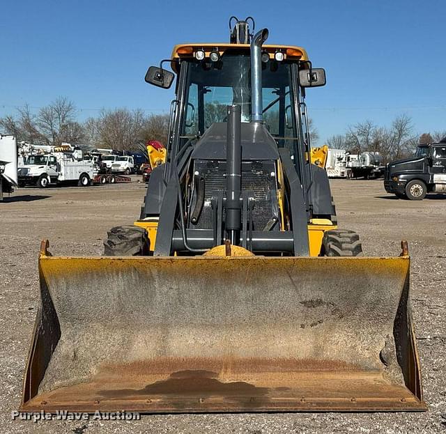 Image of John Deere 410L equipment image 1