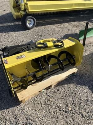 2010 John Deere 44" Snowblower Image
