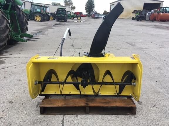 Image of John Deere 44" Snowblower equipment image 4