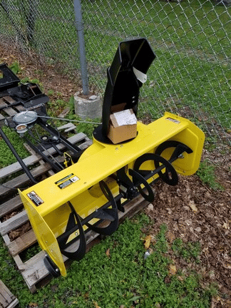 Main image John Deere 44" Snowblower