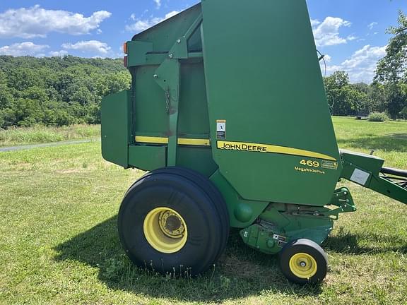 Image of John Deere 469 equipment image 2