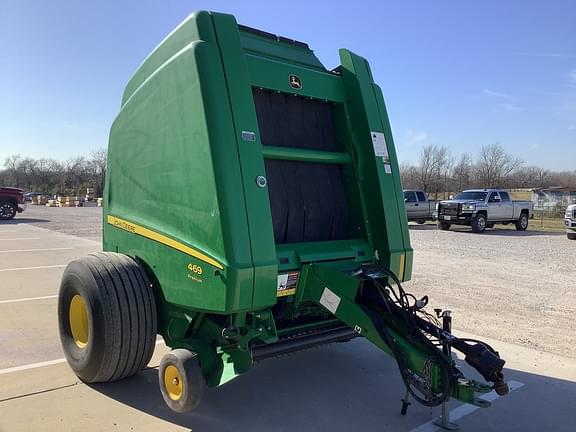 Image of John Deere 469 Premium equipment image 1