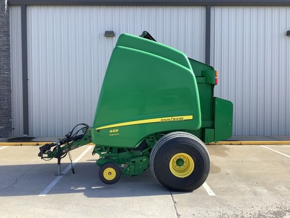 Main image John Deere 469 Premium