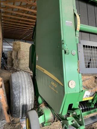 Image of John Deere 469 Silage Special equipment image 2