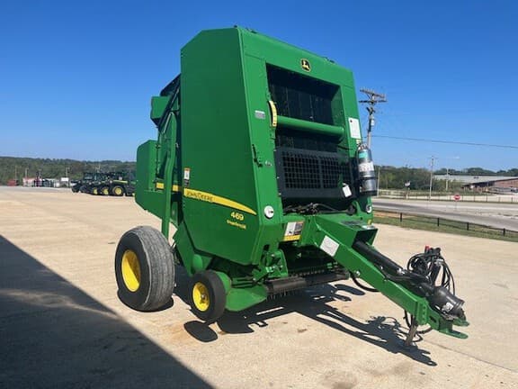 Image of John Deere 469 Silage Special equipment image 1