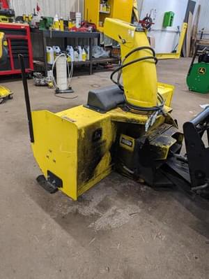 2016 John Deere 47" Snow Blower Image