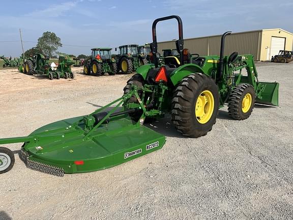 Image of John Deere 5045E equipment image 4