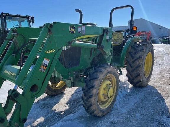 Image of John Deere 5045E equipment image 1