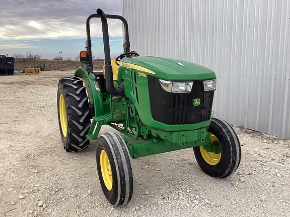 Image of John Deere 5045E equipment image 2