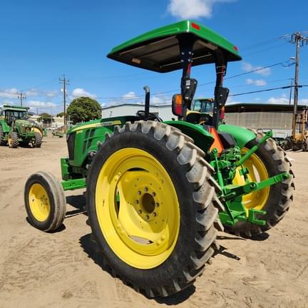 Image of John Deere 5045E equipment image 2