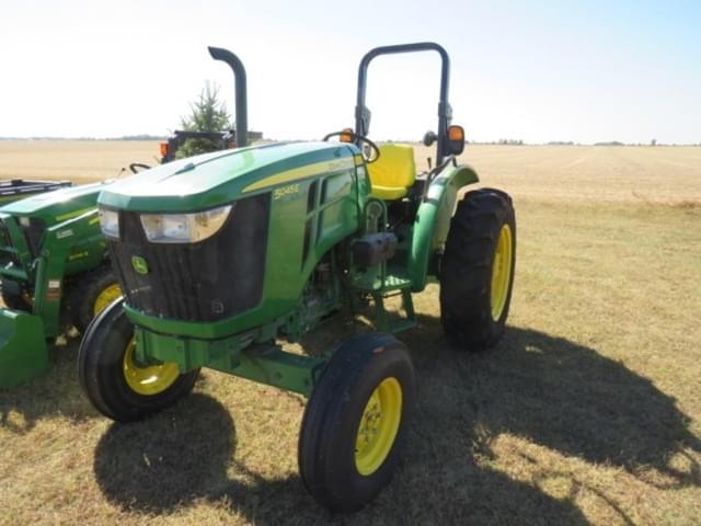 Image of John Deere 5045E equipment image 1