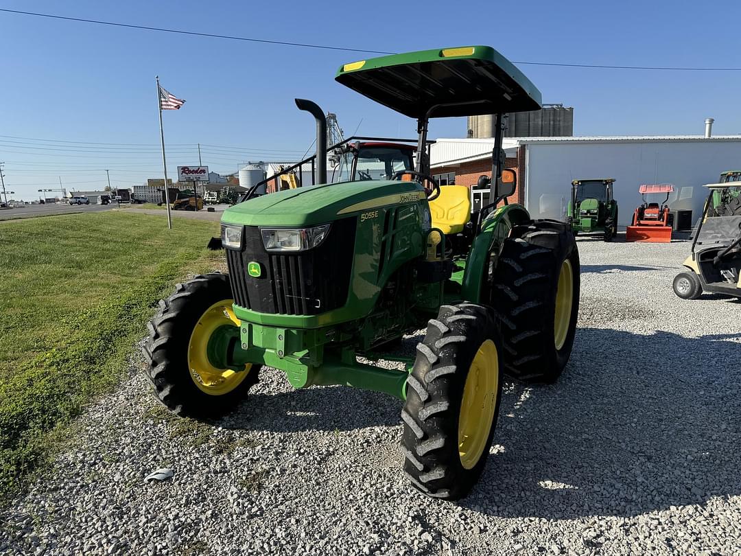 Image of John Deere 5055E Primary image