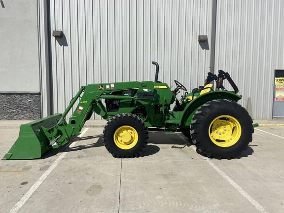 Main image John Deere 5055E