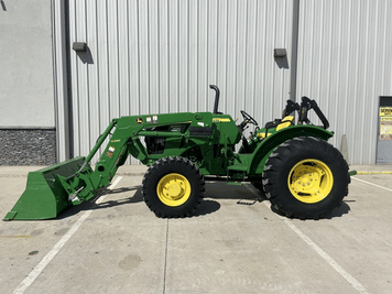 Main image John Deere 5055E