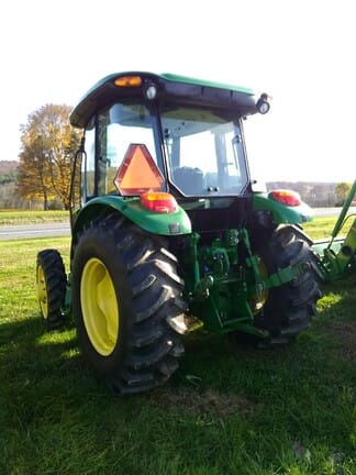 Main image John Deere 5055E