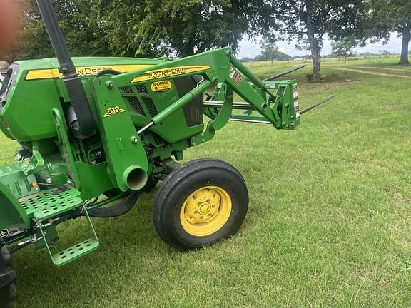 Image of John Deere 5055E equipment image 2
