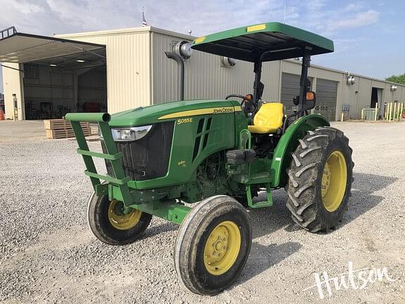 Image of John Deere 5055E equipment image 2
