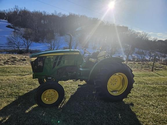 Image of John Deere 5055E equipment image 1